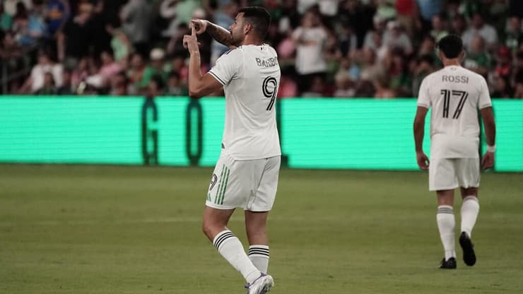 עונת שיא. בריבו (צילום: Dustin Safranek-Imagn Images) בריבו