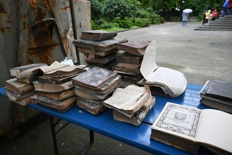 ספרים עתיקים שהתגלו בוורשה
