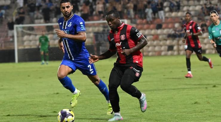 נועם כהן בעקבות סדריק דון