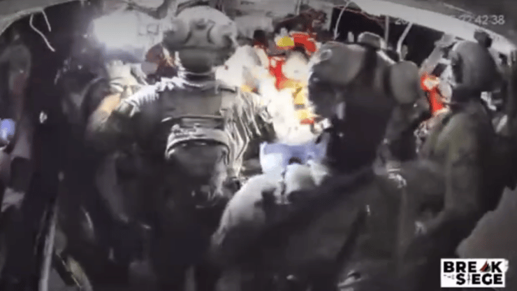 חברי המשט "חנדלה" שיצאה מאיטליה לעזה