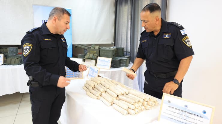צילום: אלעד גרשגורן המשטרה עצרה שבעה חשודים שעסקו בסחר באמל"ח צבאי ביו"ש