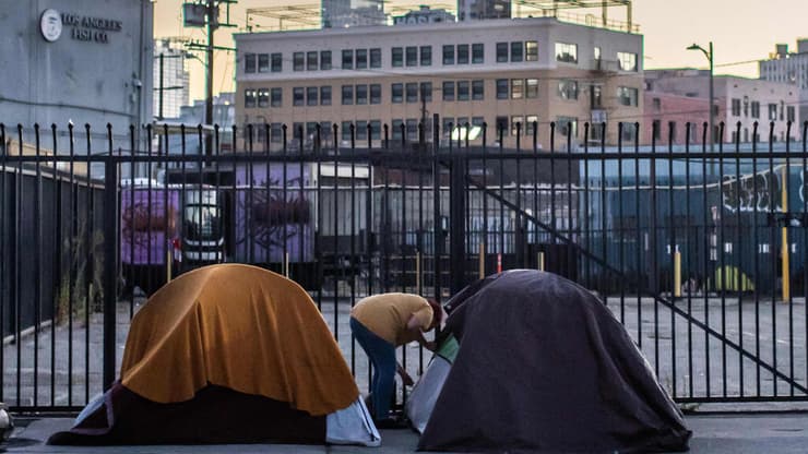 הומלס הומלסים דייר רחוב ב לוס אנג'לס ארה"ב 