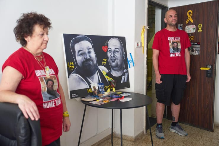 יאיר הורן ואמו רותי