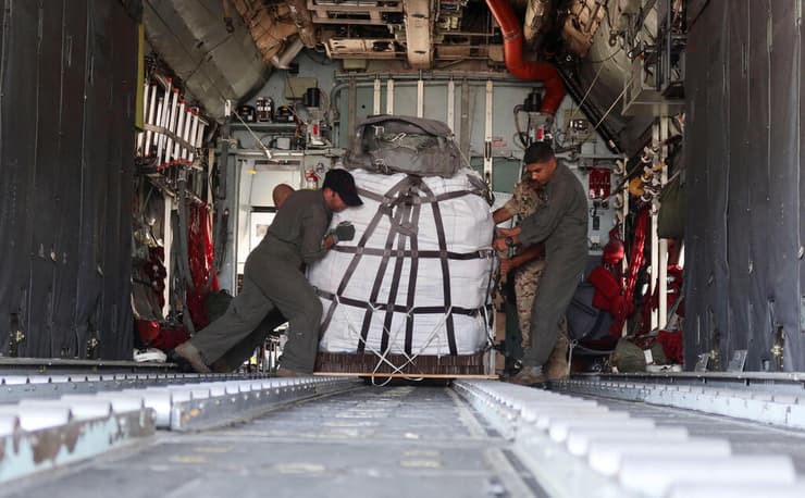 צבא ירדן בסיוע הומניטרי בעזה