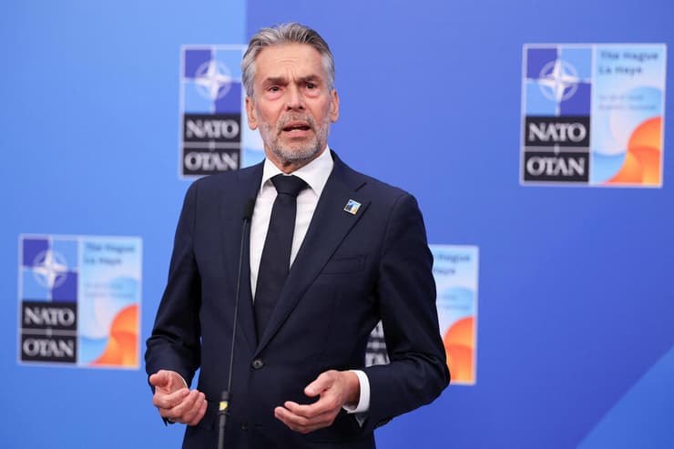 ראש ממשלת הולנד דיק סכוף