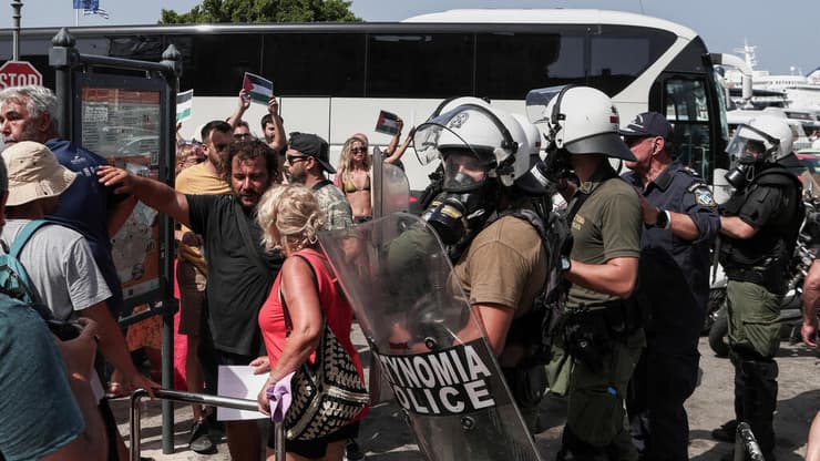 הפגנה פרו פלסטינית ברודוס, יוון