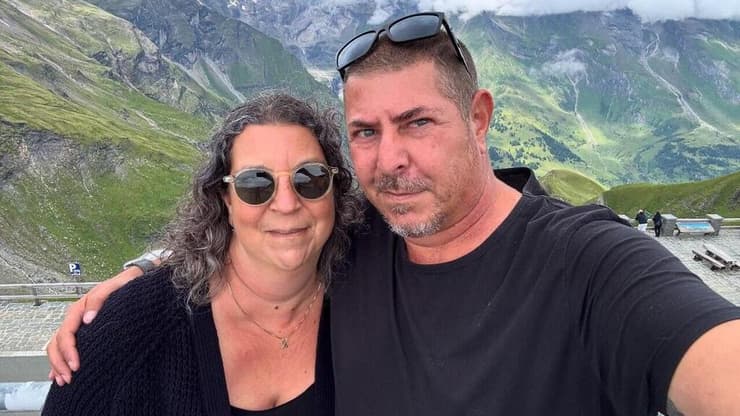   ניסן דה-קלו ואשתו לי