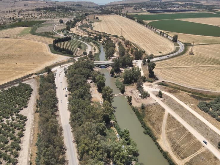 מפלס נמוך בירדן באזור גשר הפקק