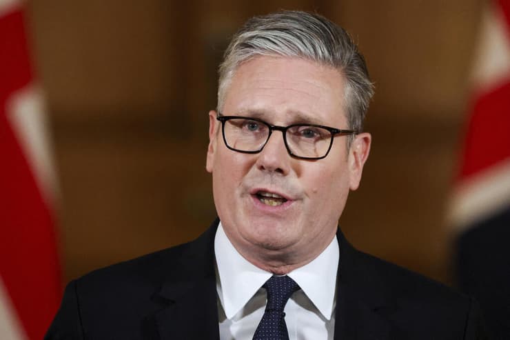 ראש ממשלת בריטניה קיר סטרמר: אם ישראל לא תפעל לסיום "המצב המחריד" בעזה - נכיר במדינה פלסטינית