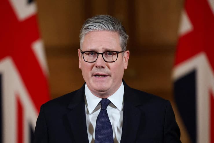 ראש ממשלת בריטניה קיר סטרמר: אם ישראל לא תפעל לסיום "המצב המחריד" בעזה - נכיר במדינה פלסטינית