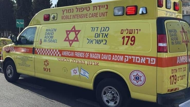 זירת תאונת הדרכים בשדרות נווה יעקב בירושלים