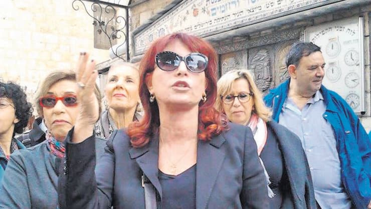שרי ישי לוי בסיור בעקבות "מלכת היופי של ירושלים"