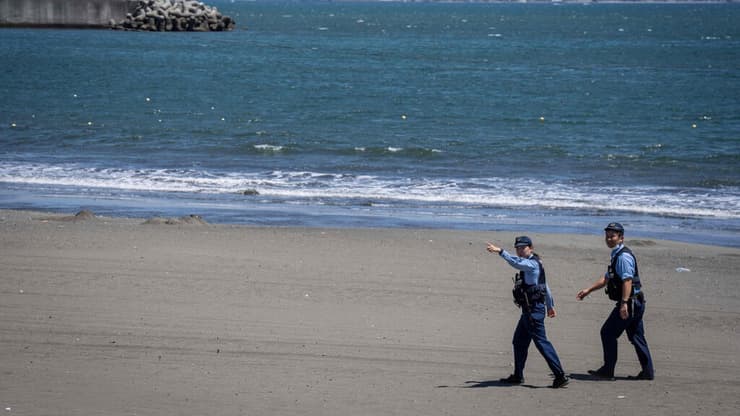 גלי הצונאמי בפוג'יסאווה