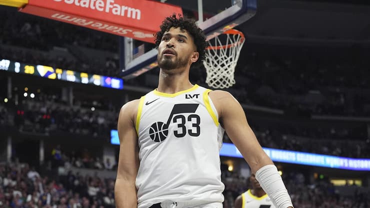 עוד שם מה-NBA. ג'וזנג (צילום: AP Photo/David Zalubowski) שחקן יוטה ג'אז ג'וני ג'וזנג