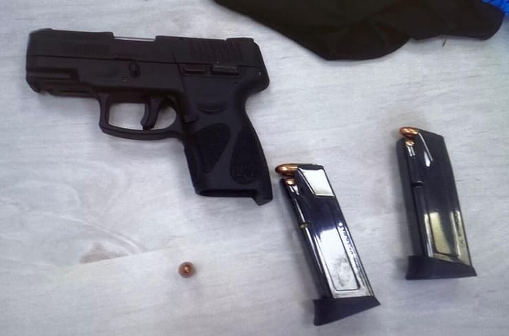 כלי הנשק של החשודים מהשוד המאורגן