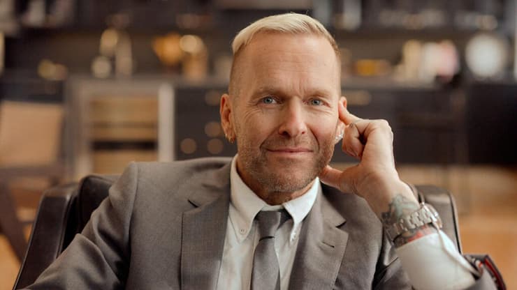 מתוך "לסבול בגדול: המציאות שמאחורי הריאליטי" 