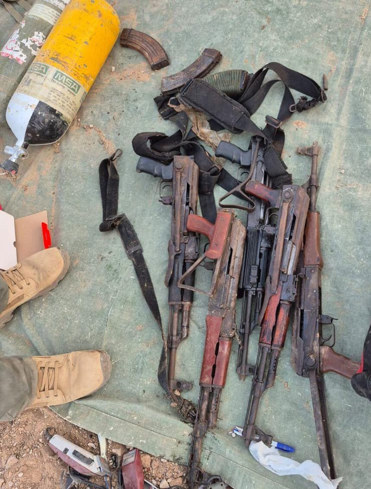 נשקים שאותרו במנהרה בבית חאנון