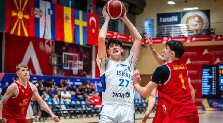 גבי ארטמנקו (FIBA) גבי ארטמנקו