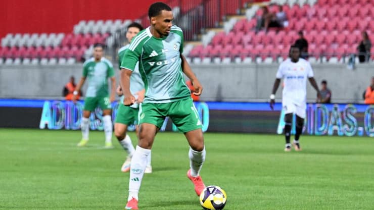 בדרך החוצה. סברינה (צילום: האתר הרשמי של מכבי חיפה) סברינה