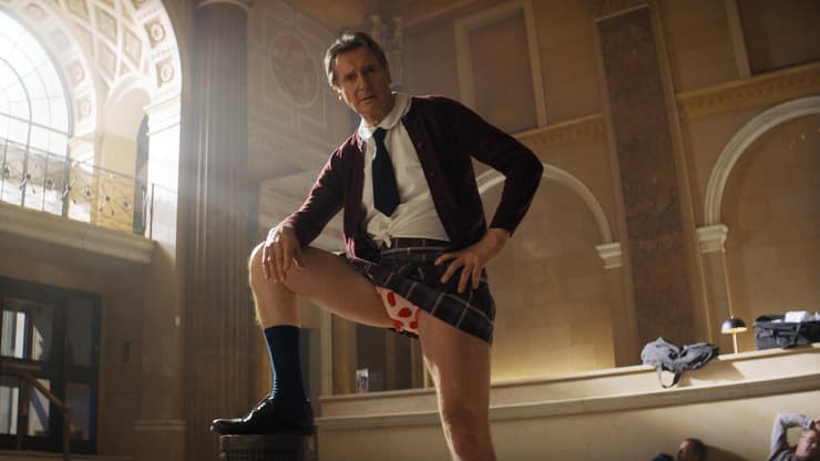 מתוך "האקדח מת מצחוק"