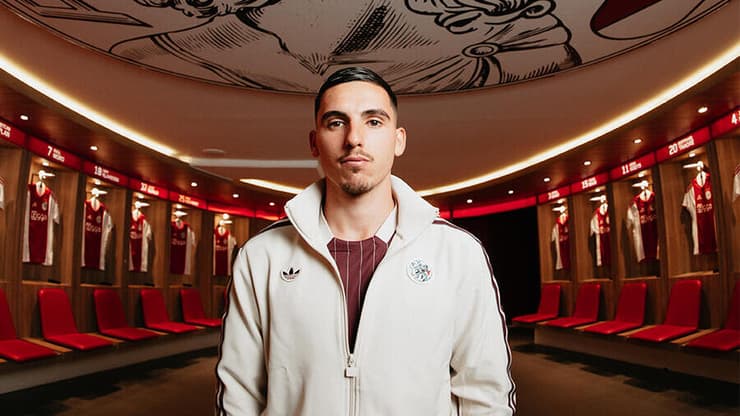 השלים מעבר נוצץ. גלוך (צילום: אתר איאקס) גלוך איאקס