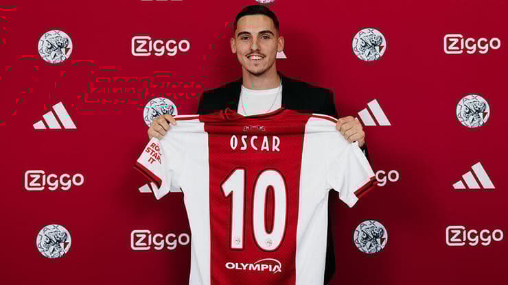 הבכורה מתקרבת. גלוך (צילום: אתר איאקס) גלוך איאקס