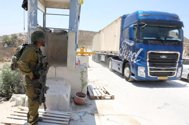 סמוטריץ' על חומש: "תיקון היסטורי"; "שלום עכשיו": "נטל ביטחוני אדיר" (צילום: שאול גולן) סיור ב חומש, יישוב בשומרון התנחלות בשומרון לציון עשרים שנה להתנתקות