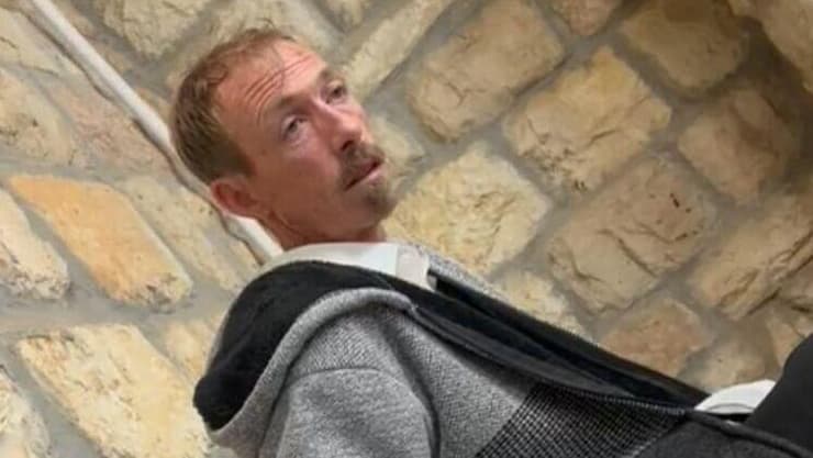  יואל ריצ'רדסון במעצר