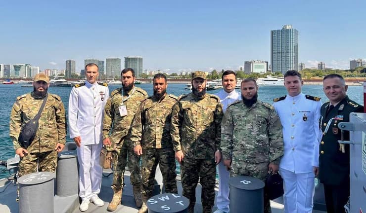 פינת יא אללה ליאור בן ארי משלחת מ סוריה תערוכה ביטחונית ב טורקיה