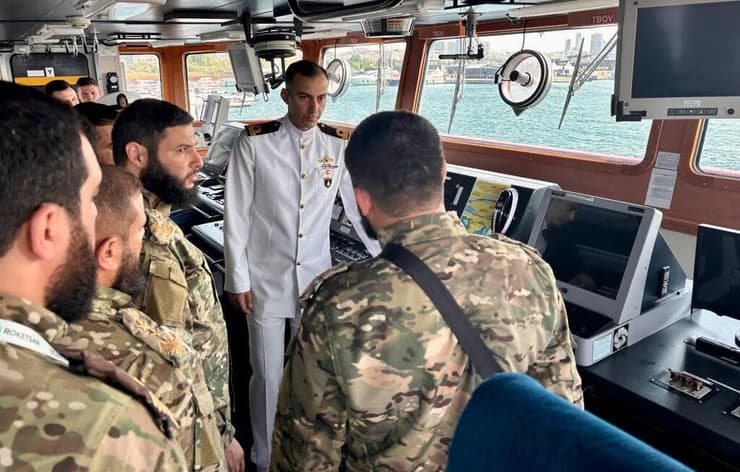 פינת יא אללה ליאור בן ארי משלחת מ סוריה תערוכה ביטחונית ב טורקיה