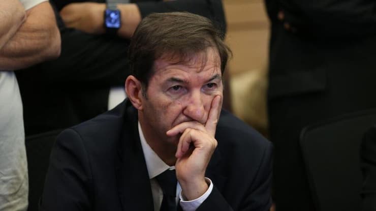 היו"ר חדש, הבעיות ישנות. ביסמוט בוועדת חוץ וביטחון (צילום: אלכס קולומויסקי) דיון מינוי יו"ר ועדת חוץ וביטחון בוועדת הכנסת