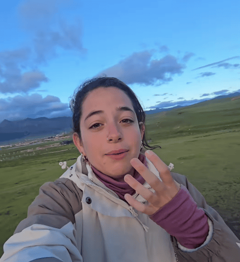 סיון בטקס קבורת השמיים סיון בטקס קבורת השמיים