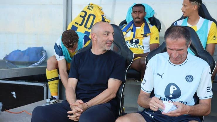 מאמן מכבי ת"א ז'רקו לאזטיץ'