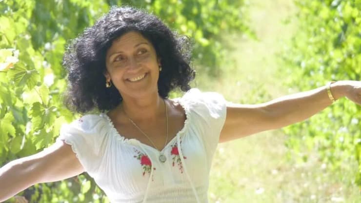 אנג׳ליקה קלו ליבנה