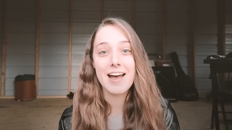 "זו קהילה אוהבת, אנשים חושבים שאנחנו שונאים את כולם". אליסון בחזרה לאדמה עיירה יישוב לבן לבנים בלבד רק ארקנסו ארה"ב ארהב ארצות הברית דרום אריק ארוול פיטר סרי אנטישמיות אוזרק אוזרקס