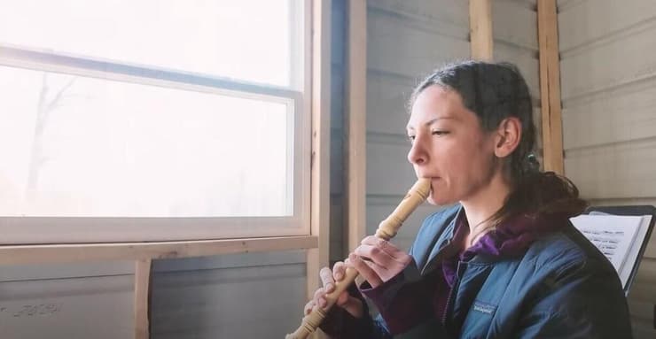 "קבוצת רכישה מצליחה במיוחד כשאין מחלוקות פוליטיות". אחת מנשות הקהילה בחזרה לאדמה עיירה יישוב לבן לבנים בלבד רק ארקנסו ארה"ב ארהב ארצות הברית דרום אריק ארוול פיטר סרי אנטישמיות אוזרק אוזרקס