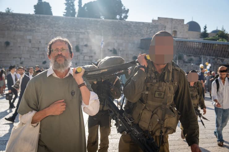 סיום מסע הכומתה הראשון של היחידה החרדית "החשמונאים", בכותל המערבי