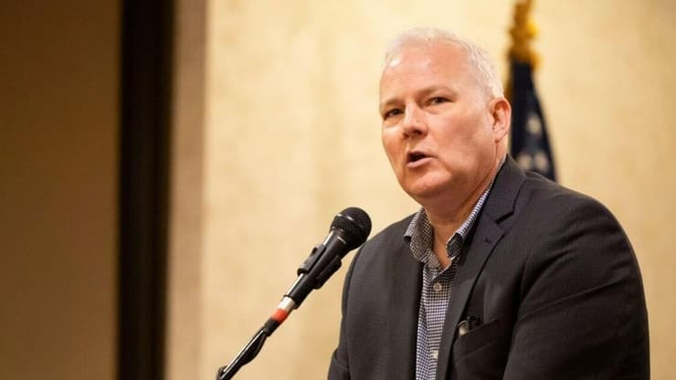 "להפליה אין מקום בארקנסו". טים גריפין, התובע הכללי של המדינה (צילום: מתוך X) טים גריפין, התובע הכללי של ארקנסו