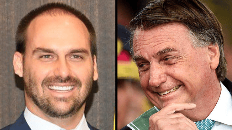 הנשיא לשעבר בולסונרו ובנו אדוארדו. הבן הזהיר: "תנהג באחריות!" (צילום: עמוס בן גרשום/לע״מ, AFP) נשיא ברזיל לשעבר ז'איר בולסונרו ובנו אדוארדו