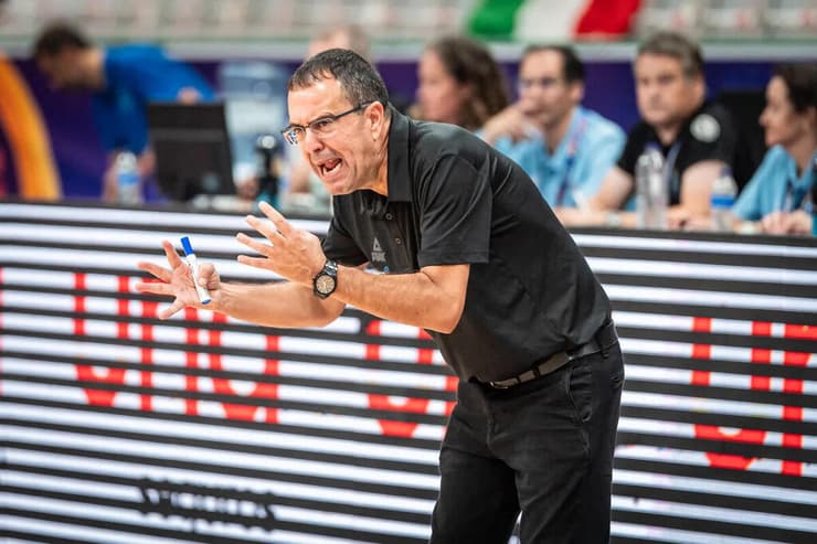 "אנחנו גאים ומאוכזבים באותה מידה". טל נתן (צילום: אתר פיב"א) מאמן נבחרת העתודה של ישראל טל נתן