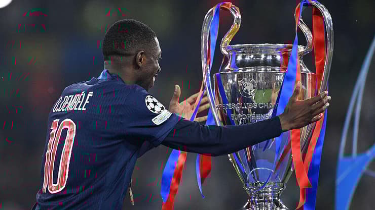 המועמד המוביל. דמבלה (צילום: Justin Setterfield/Getty Images) עוסמאן דמבלה