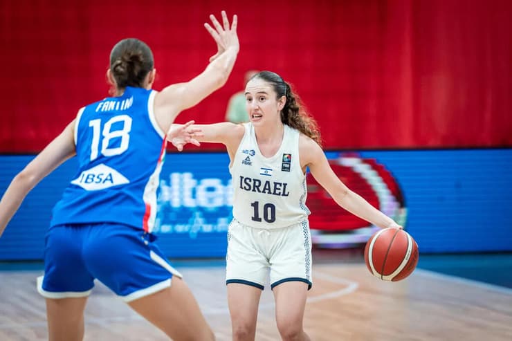 ישראל הייתה קרובה להשלים קאמבק גדול. איילה אורן (צילום: אתר פיב"א) שחקנית נבחרת העתודה של ישראל איילה אורן