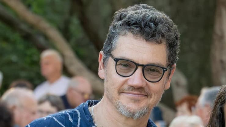 אבי גרייניק