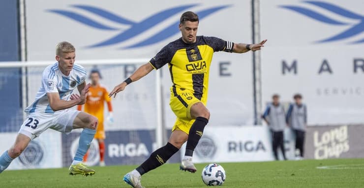 שחקן בית"ר ירושלים ירדן שועה