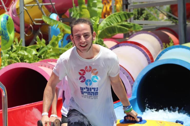 טירן, כשהיה בטיפולים, במהלך אחת הפעילויות של העמותה