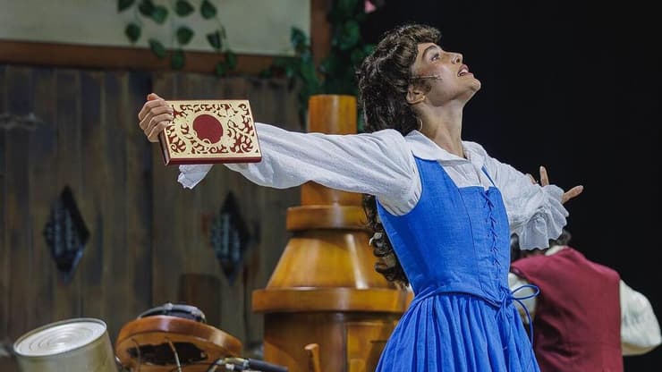 מתוך "היפה והחיה"