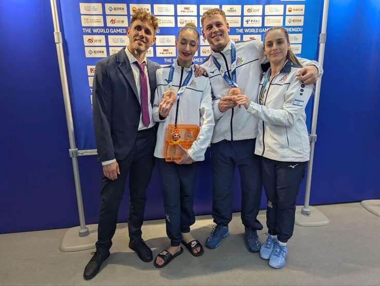 איימי רפאלי ויונתן פרידמן