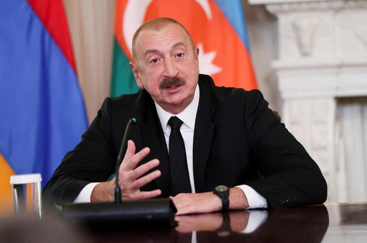 נשיא ארה"ב בפגישה עם נשיא אזרבייג'ן וראש ממשלת ארמניה