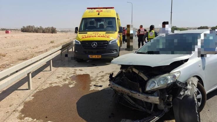  רכב התנגש במעקה בטיחות בכביש 222 סמוך לביר הדאג'