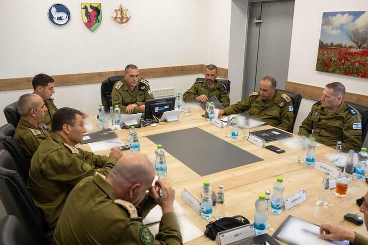 הרמטכ״ל אייל זמיר בהערכת מצב בפיקוד הדרום